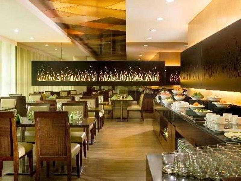 Hotel Santika Bsd City-Serpong Eksteriør billede