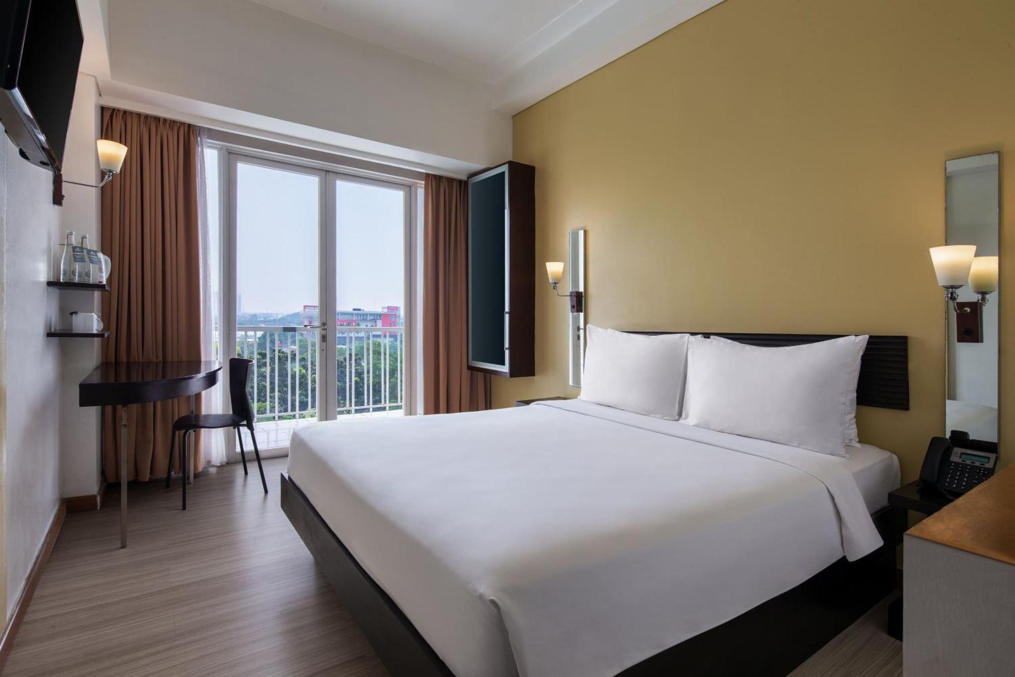 Hotel Santika Bsd City-Serpong Eksteriør billede
