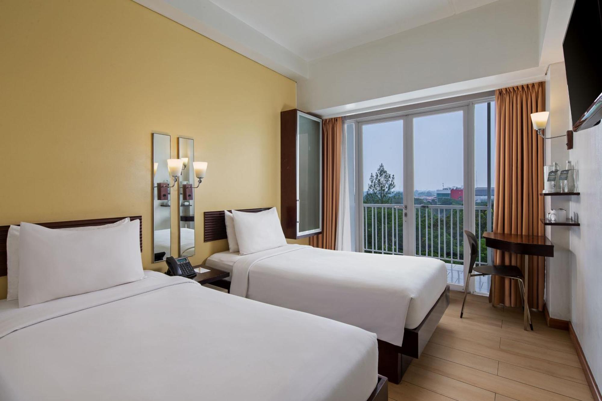 Hotel Santika Bsd City-Serpong Eksteriør billede